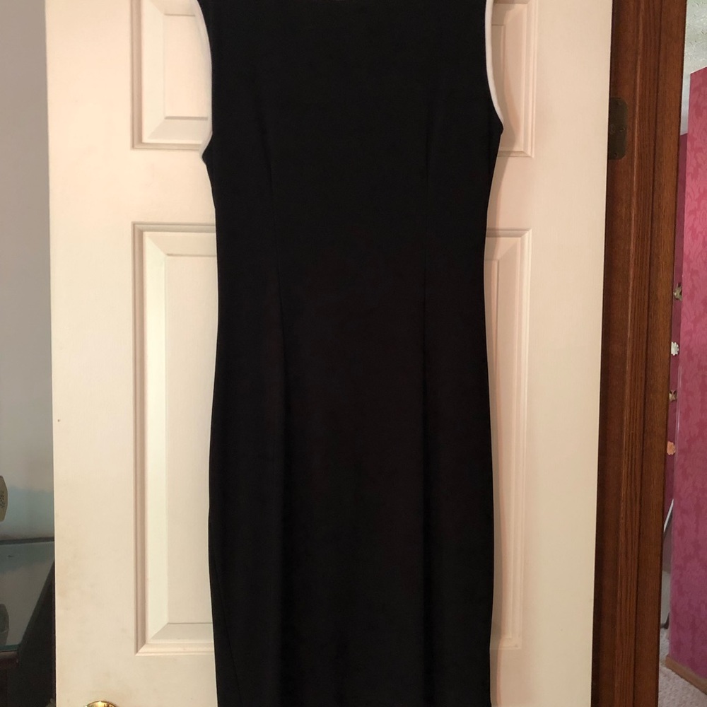 Joseph Ribkoff dress - Picture 2 of 3